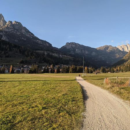 Ciasa Giorgina Apartment Pozza di Fassa Exterior foto