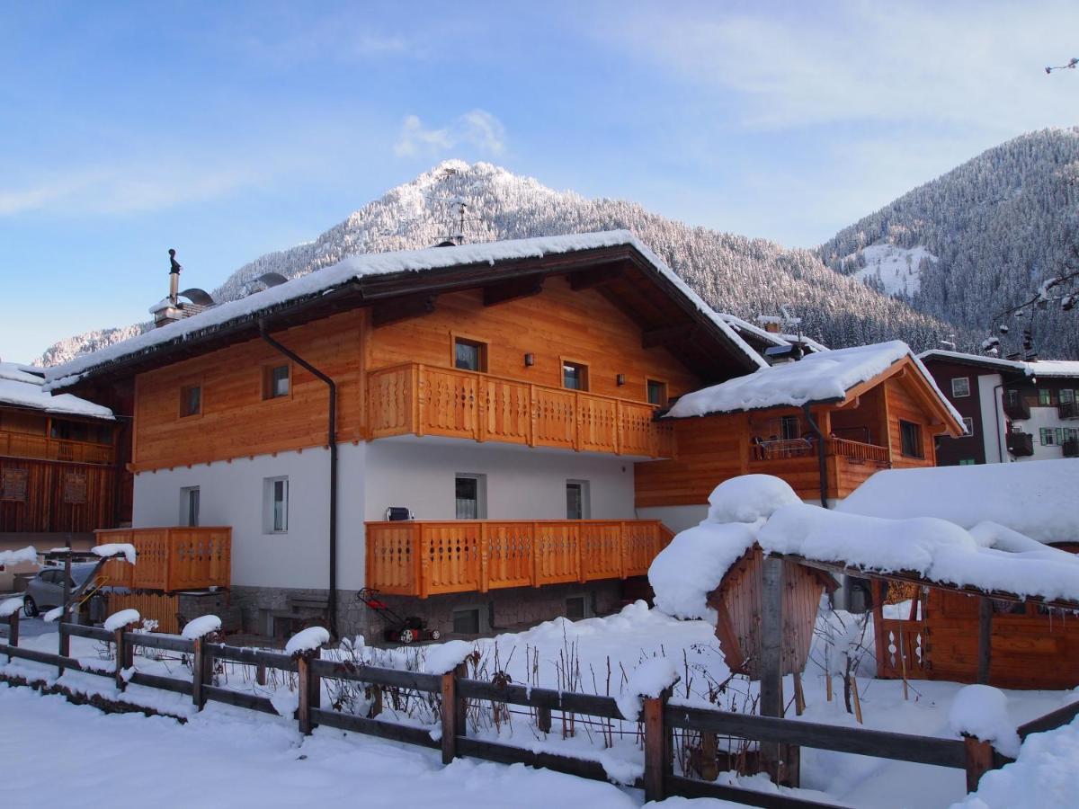 Ciasa Giorgina Apartment Pozza di Fassa Exterior foto